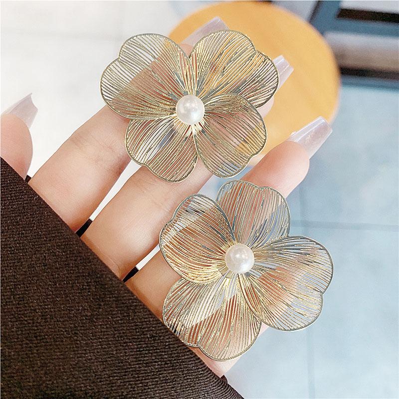 Korean Luxurious Premium Flower Silver Earring3