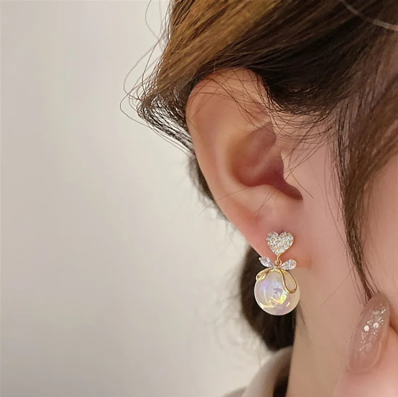 Korean Rhinestone Heart & Faux Pearl Decor Drop Earrings Gold3