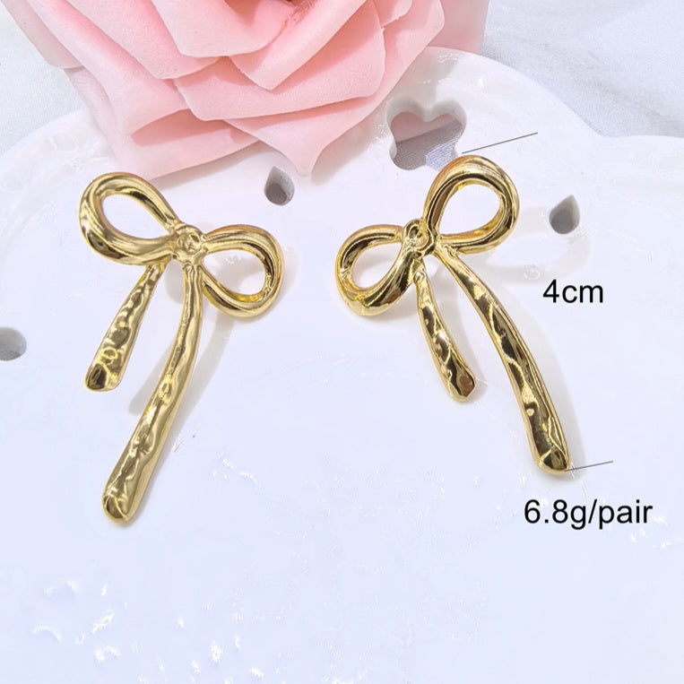Beautiful Anti Tarnish bow knot Gold Earring for women