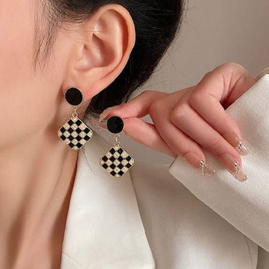 Korean Square Luxurious Cheque Drop Earring