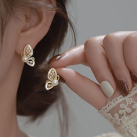Korean Chic CZ Inlaid Butterfly Pearl Earring