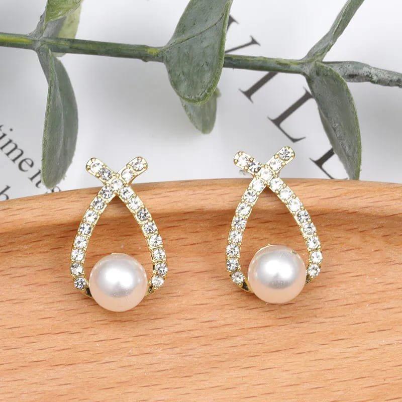Beautiful Korean Peal Zirconia Stone Earring