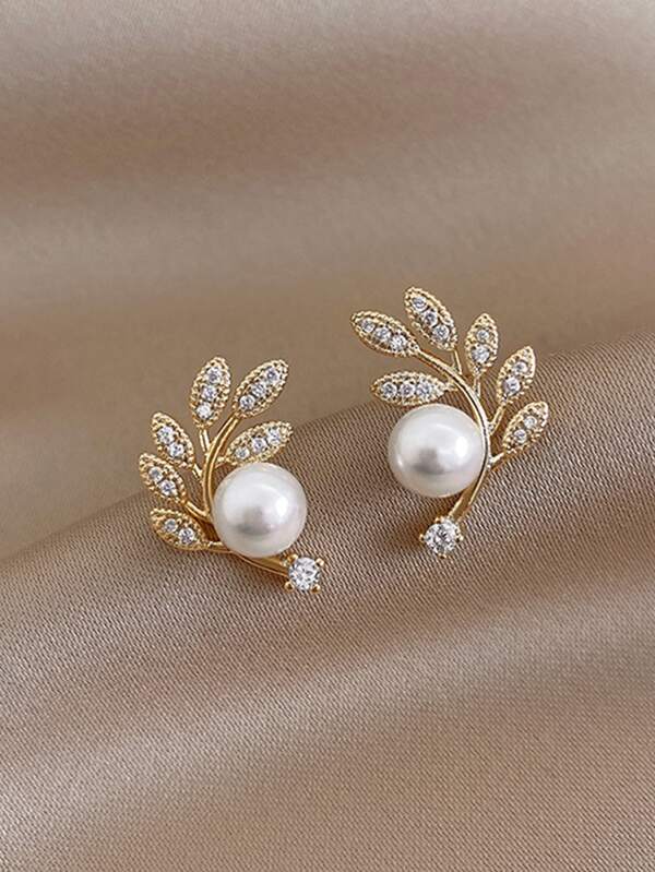 Korean Leaf Pearl Luxurious Rhinestone Stud Earring3