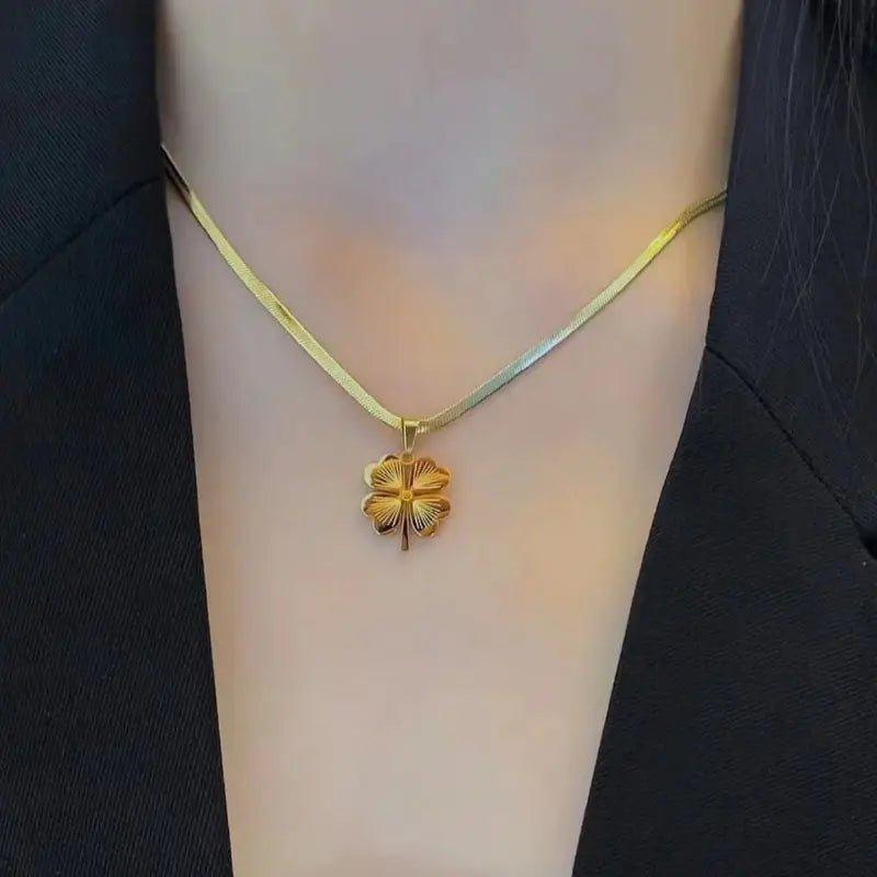 Korean Premium Flower Pendant Necklace - Shine