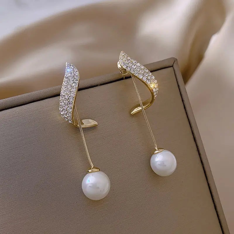 korean Crystal Long Tassel Earrings with Pearl Earring