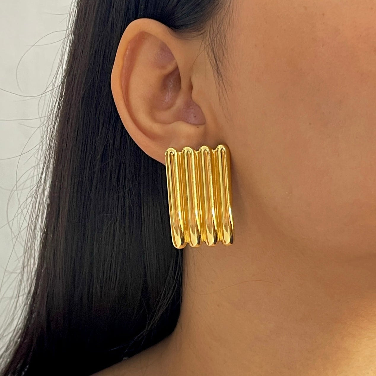 Luxurious Anti-Tarnish Gold Plated Beautiful Earring