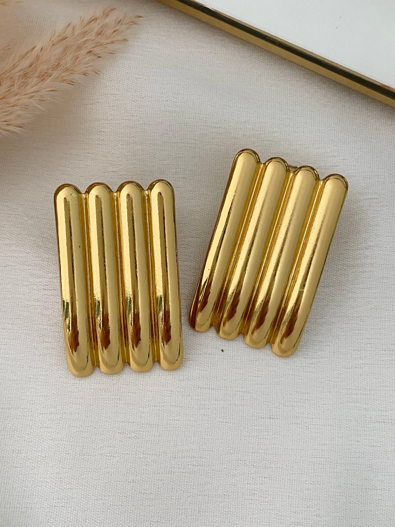 Luxurious Anti-Tarnish Gold Plated Beautiful Earring