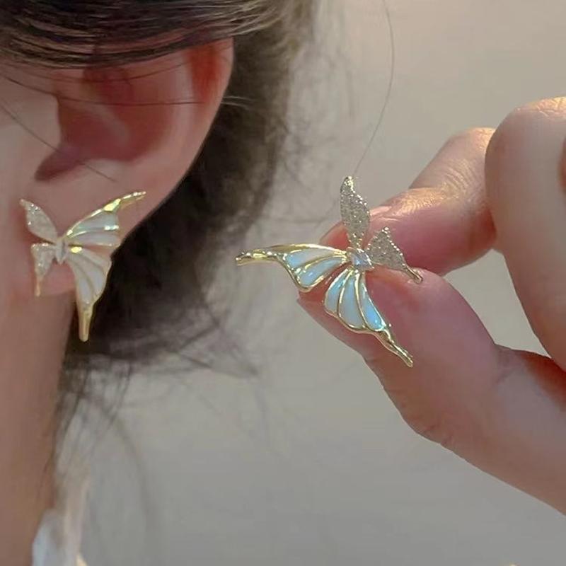 Korean beautiful Zirconia Butterfly premium Earring