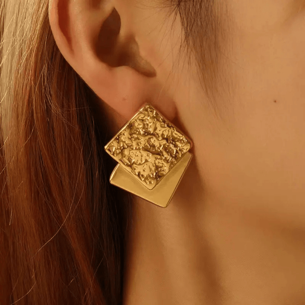 Premium Luxurious Anti-Tarnish Jewelry – Shine That Lasts Earring