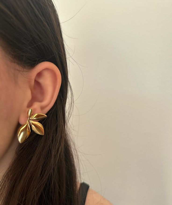 Gold Plated Anti Tarnish beautifull Leaf Earring