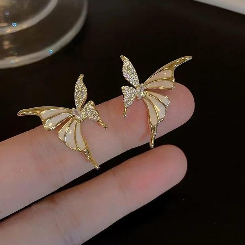 Korean beautiful Zirconia Butterfly premium Earring