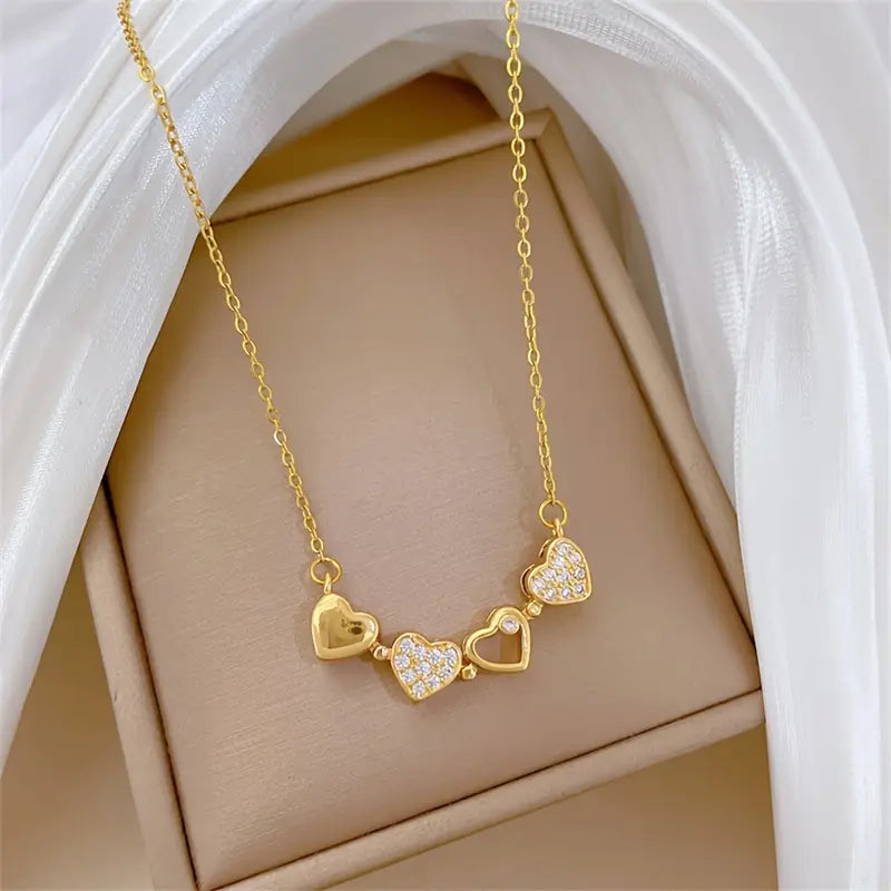 Luxurious Magnetic clover heart Women Nacklace