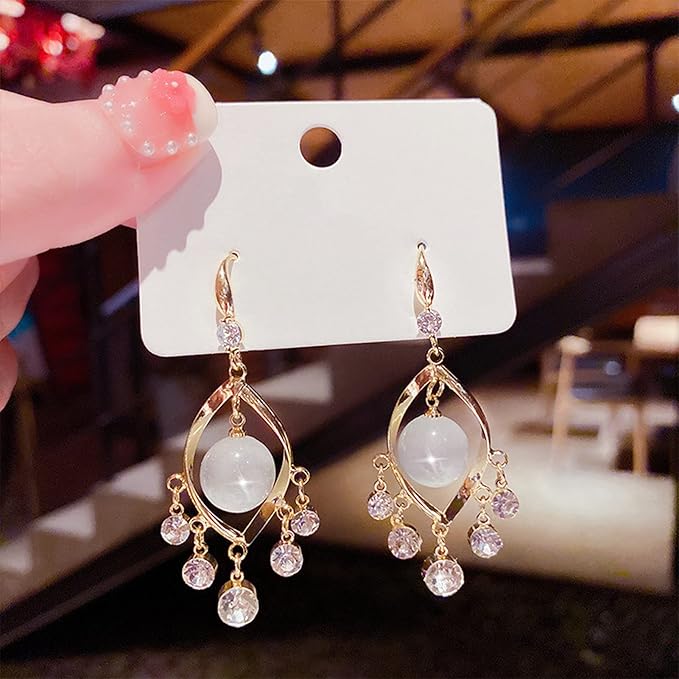Korean Beautiful Drop Earring Gold3