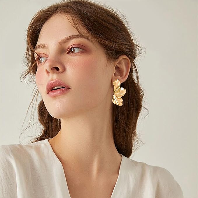Anti-Tarnish Gold Flower Dangle Drop Earring