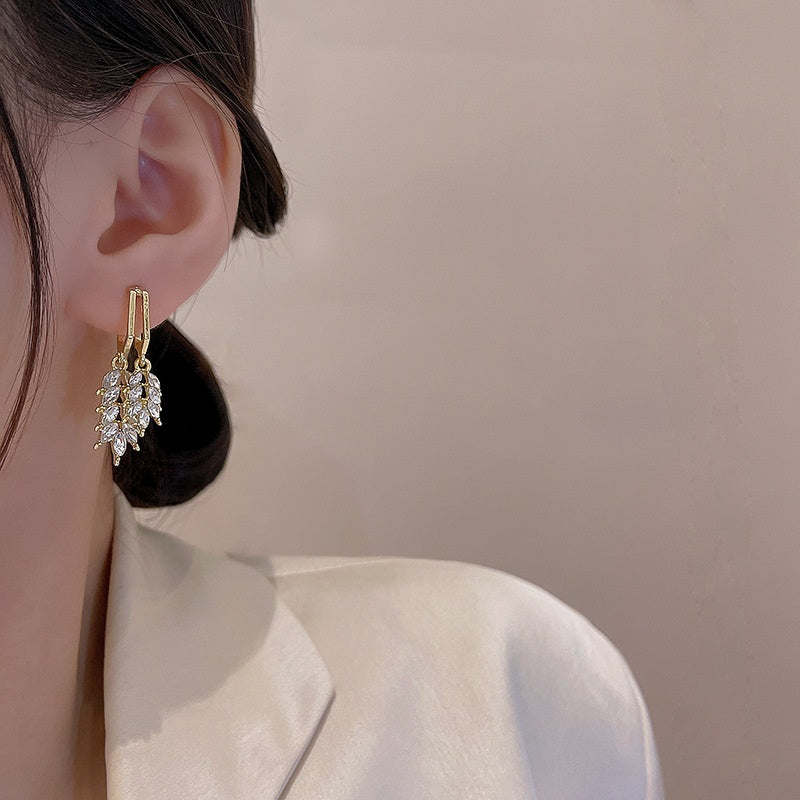 Korean High Quality 18K Gold Plated Cubic Zircon Grain Leaf Drop Earring for Women Girls