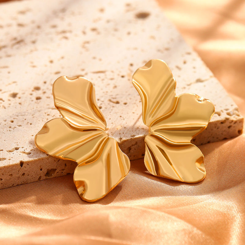 Anti-Tarnish Gold Flower Dangle Drop Earring