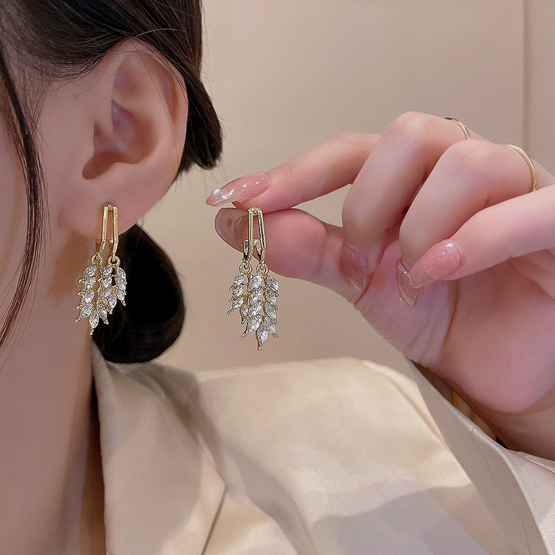 Korean High Quality 18K Gold Plated Cubic Zircon Grain Leaf Drop Earring for Women Girls