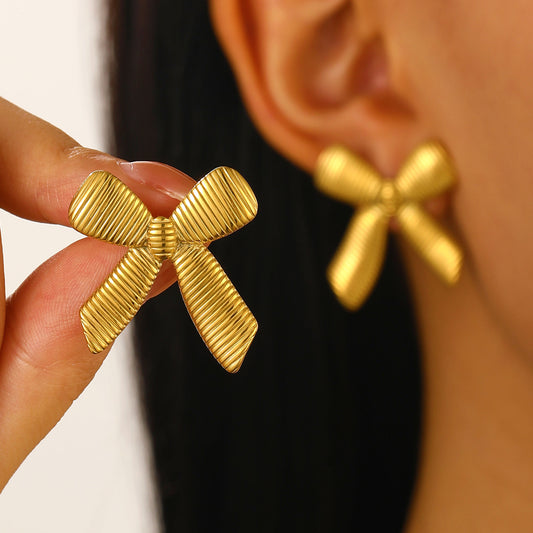 Luxurious Anti Tarnish bow knot Gold Earring for women