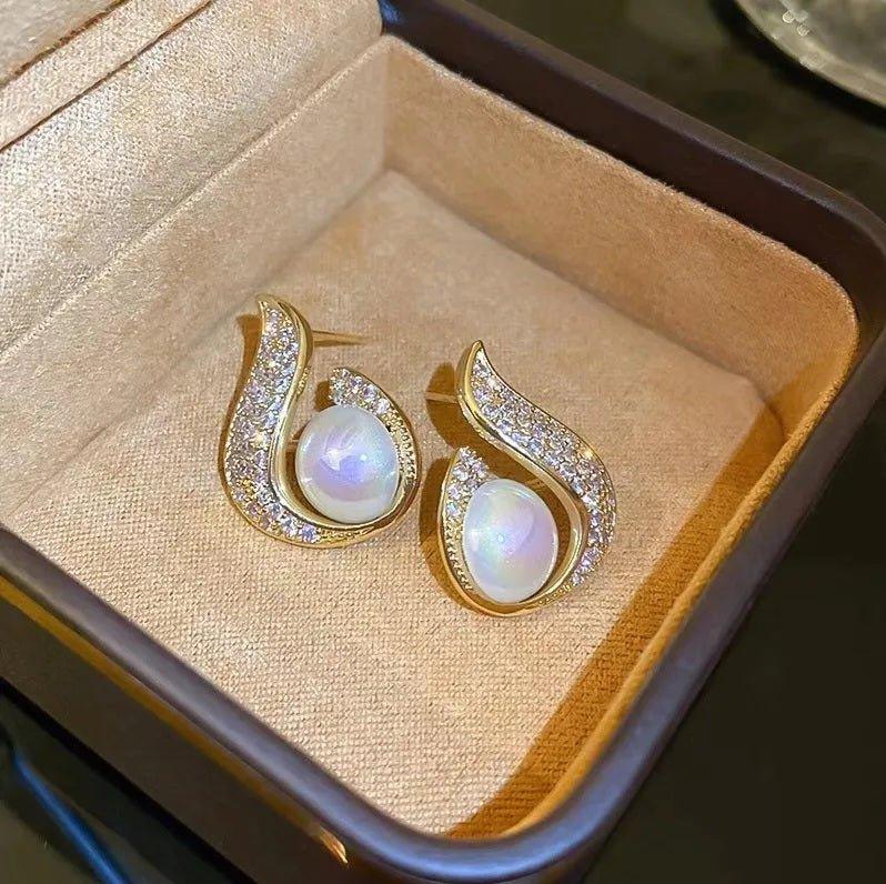 Cute Pearl Sparkling Crystal Stud Earrings - Shine