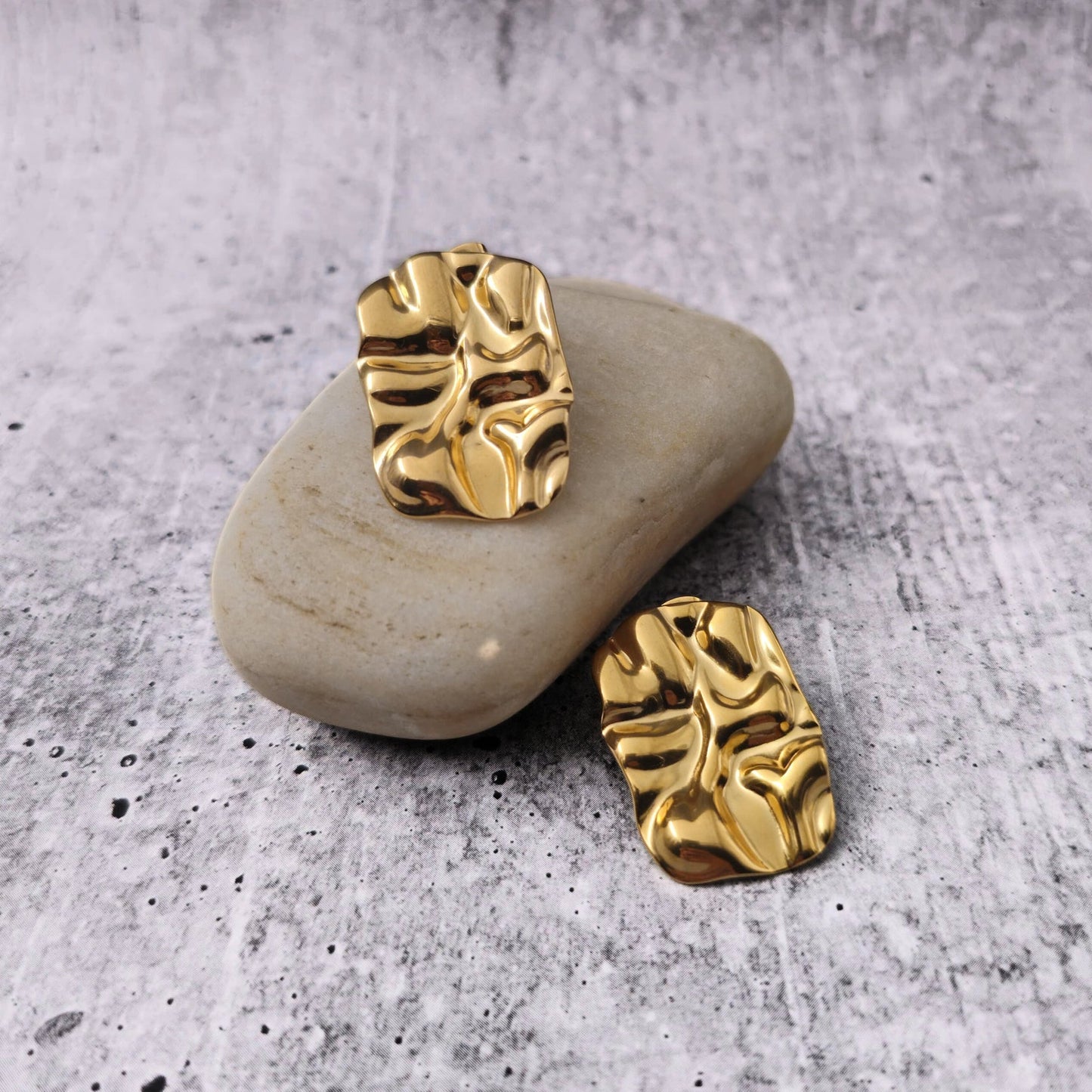 Luxurious Gold Plated Anti Tarnish Earring - Erin Studs