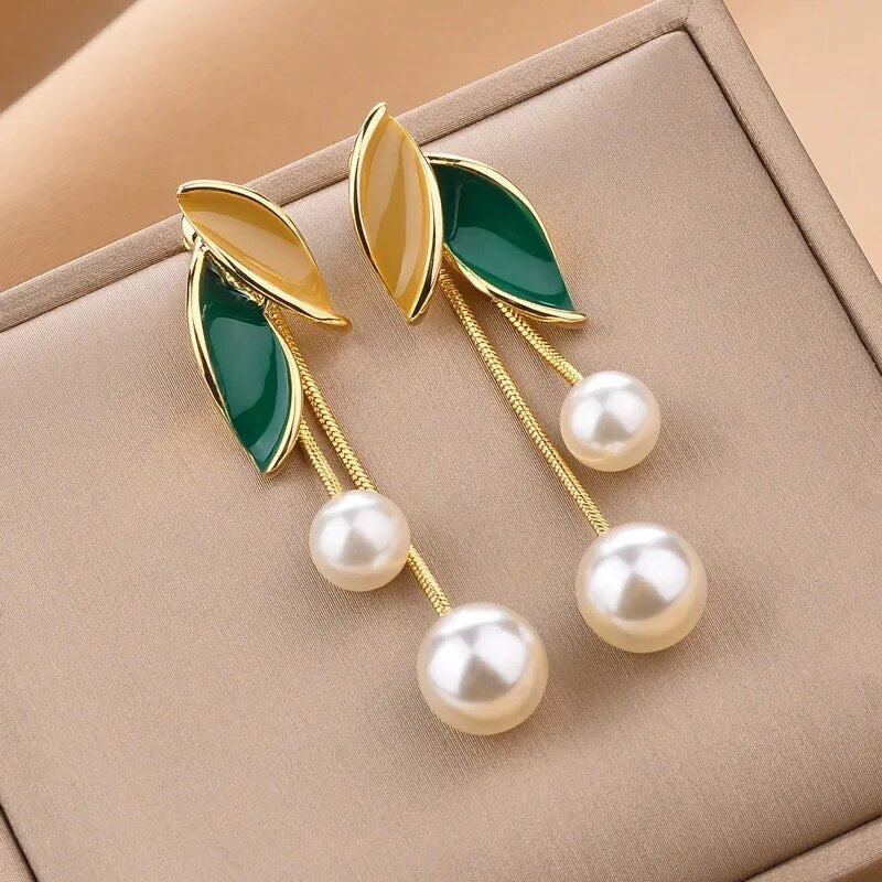 Korean Beautiful Leaf Pearl Drop Earring