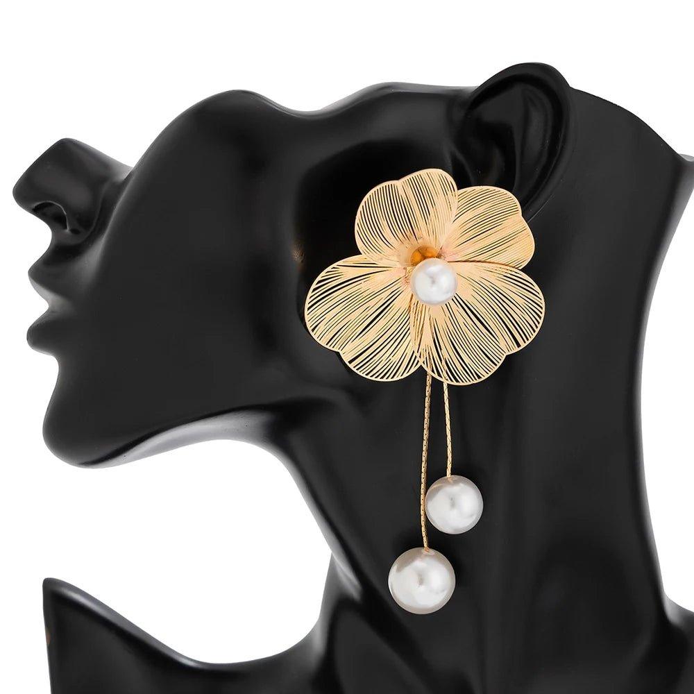 Korean Beautiful Flower Design Drop Gold Earring - Shine
