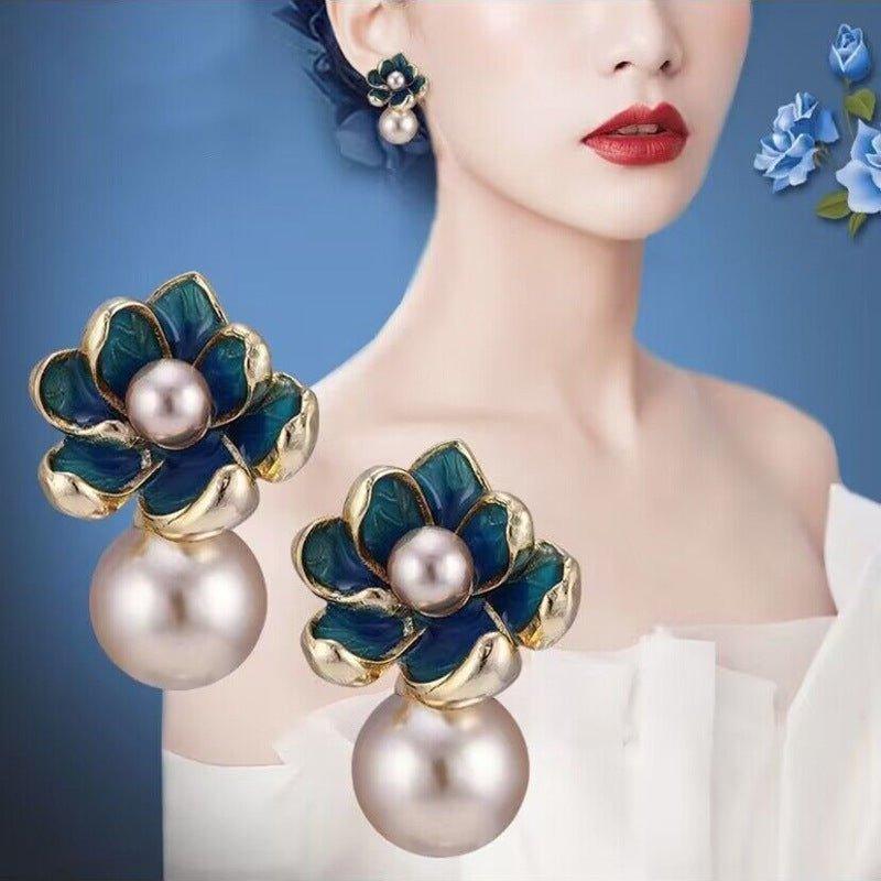 Korean Luxurious Crystal Flower Gold Earring - Shine