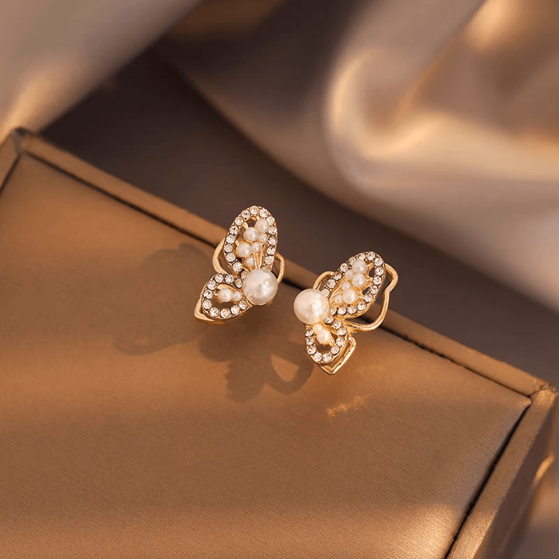 Korean Chic CZ Inlaid Butterfly Pearl Earring