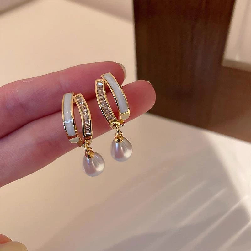 Korean pearl Gold And White zirconia beautiful Earring
