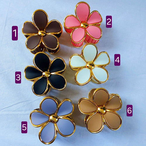 Luxury Flower 🌼 Hair Clip Luxury Flower 🌼 Hair Clip